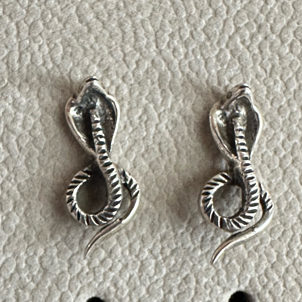 Sterling silver snake Cobra earrings. 925